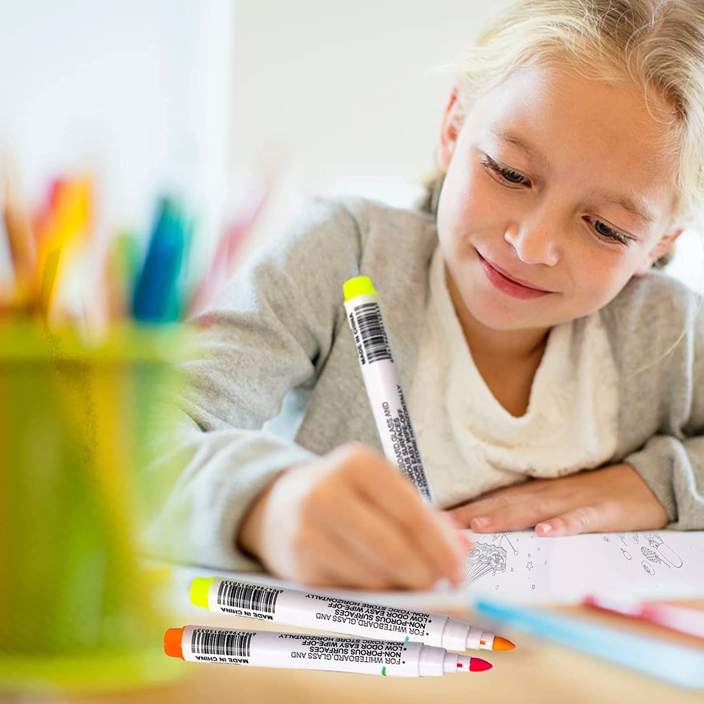 Magical Water Painting Pen, 12Pcs Magic Water Doodle Drawing Pens with Ceramic Spoon, Painting Floating Marker Pens, Magic Doodle Water Floating Pens for Kids Adults Teaching Drawing Gift