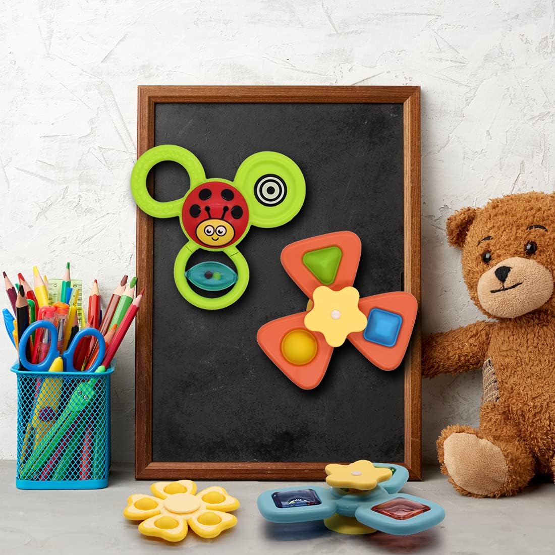 4pcs Suction Cup Spinner Toys for Babies ,Spinning Top Toys Baby Toy,Baby Spinners Toy Pop Fidget Function with Rotating Suction Cup